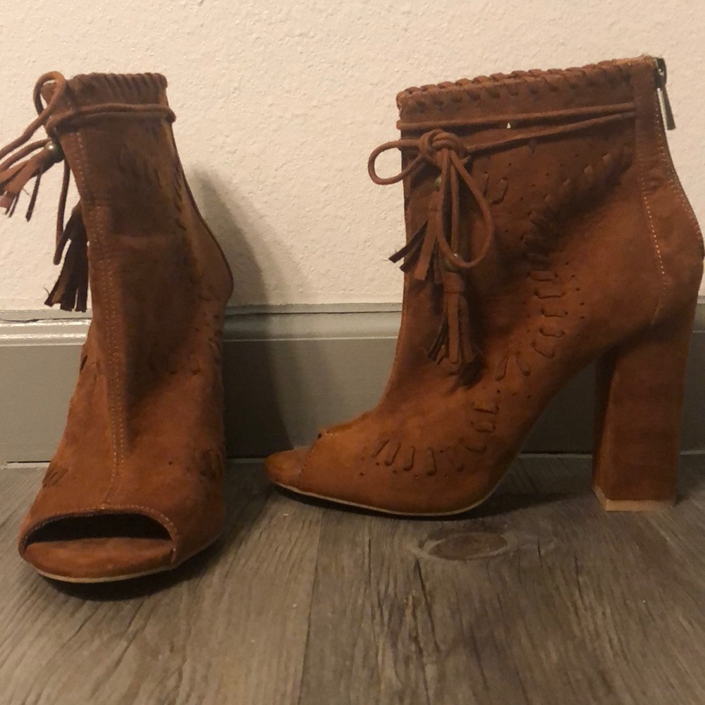 Blu Spero Brown Heeled Booties